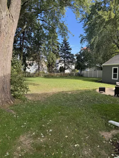 1500 W Washington St, Appleton, WI 54914 photo 4