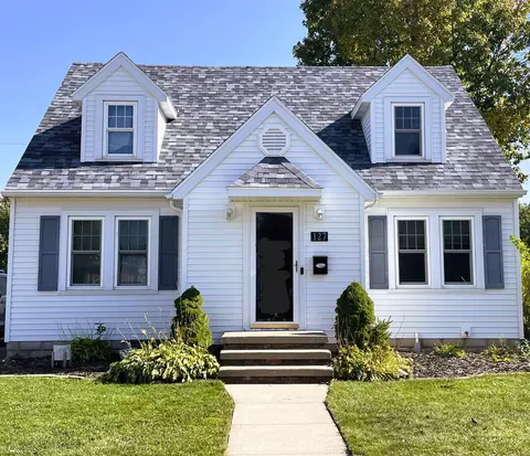 127 S Pine St, Kimberly, WI 54136