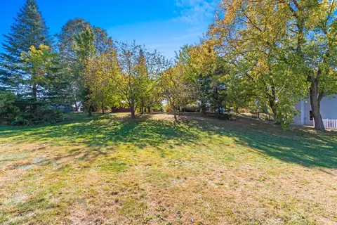 e edward drive, Green Bay, WI 54302