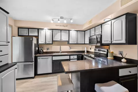 1205 S Nicolet Rd #C, Appleton, WI 54914 photo 11
