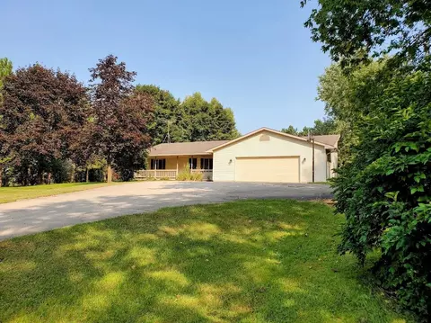 n8154 County Road M, Shiocton, WI 54170