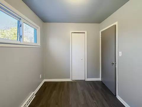 640 E Pleasant St, Gresham, WI 54128 photo 10
