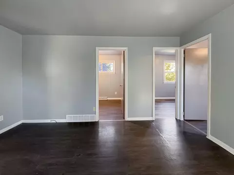 640 E Pleasant St, Gresham, WI 54128 photo 4