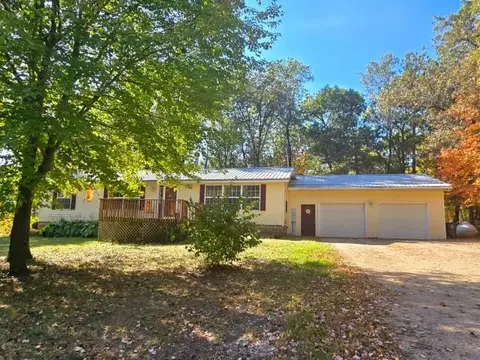 n7069 Cozy Oaks Circle, Shawano, WI 54166
