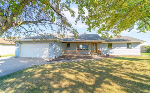 w260 Kings Way, Sherwood, WI 54169