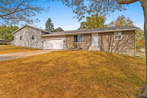 2619 Sherry Ln, Green Bay, WI 54302