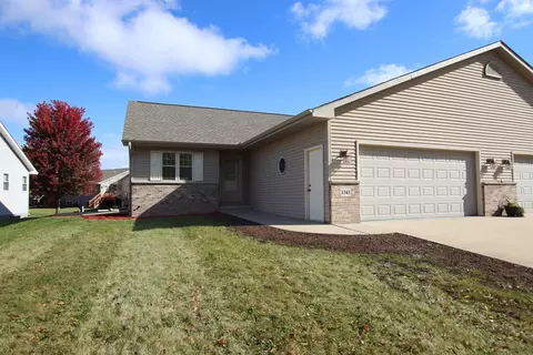 1341 S Park Ave, Fond Du Lac, WI 54935