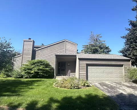 815 E Windfield Pl, Appleton, WI 54911