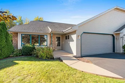 3328 Isaac Ln, Oshkosh, WI 54902