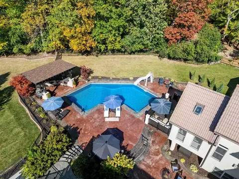 Exterior - 4739 Waterstone Ct, Appleton, WI 54914 photo 9 of 10