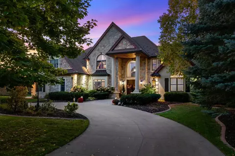 4739 Waterstone Ct, Appleton, WI 54914