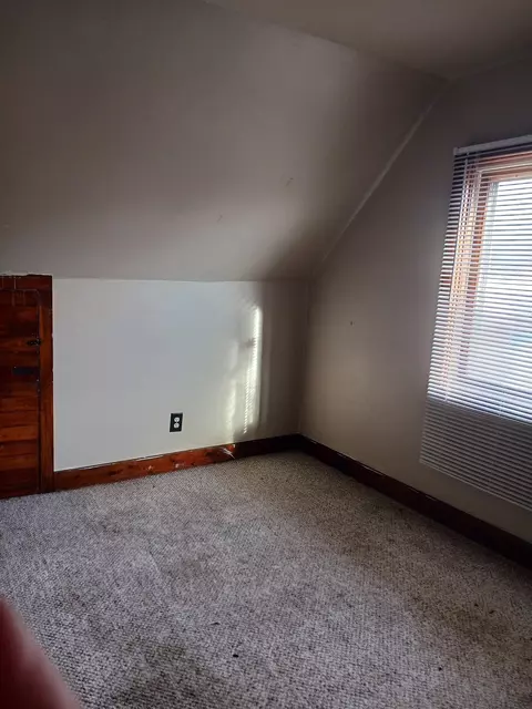 Bedroom - 725 Mader St, Gresham, WI 54128 photo 2 of 3
