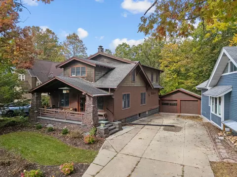 46 Bellaire Ct, Appleton, WI 54911 photo 1