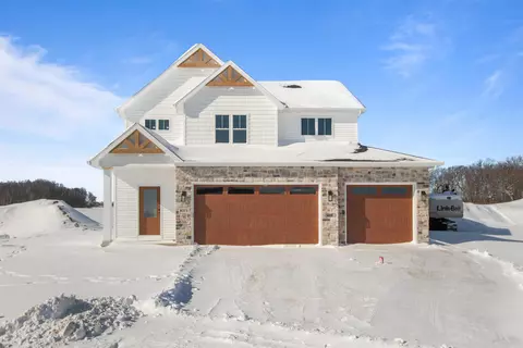 8373 St Norbert Dr, Neenah, WI 54956