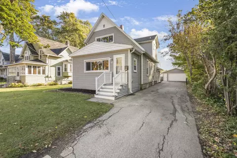 124 Harrison St, Neenah, WI 54956
