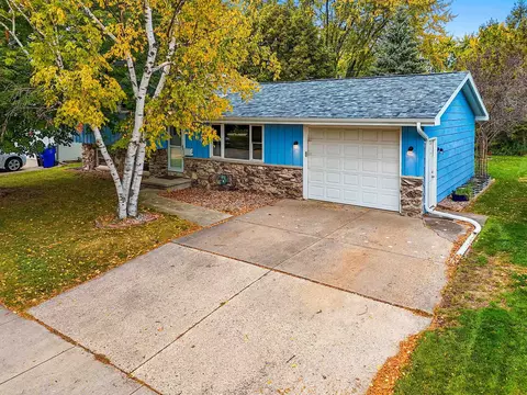 534 E Murray Ave, Appleton, WI 54915 photo 2
