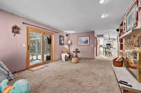 Living - 1508 S Clara St, Appleton, WI 54915 photo 4 of 4
