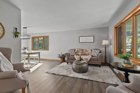 Living - 1508 S Clara St, Appleton, WI 54915 photo 2 of 4