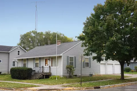 446 Portage St, Fond Du Lac, WI 54935