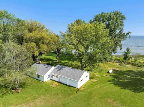 7798 County Road Y, Oconto, WI 54153