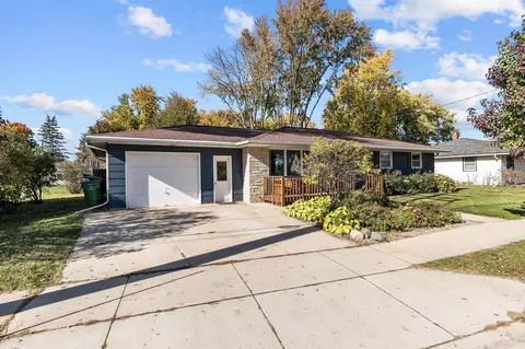 Exterior - 508 Main St, Wrightstown, WI 54180 photo 4 of 11