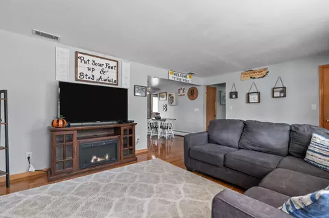 Living - 508 Main St, Wrightstown, WI 54180 photo 2 of 2