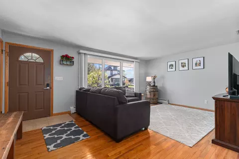 Entry Way - 508 Main St, Wrightstown, WI 54180 photo 1 of 2