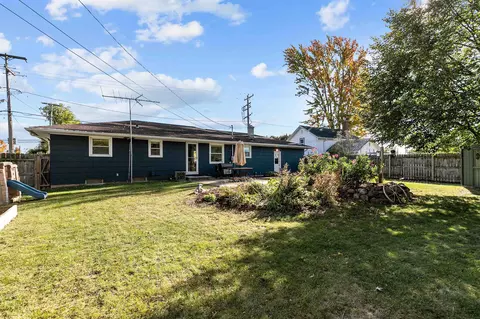 Exterior - 508 Main St, Wrightstown, WI 54180 photo 6 of 11