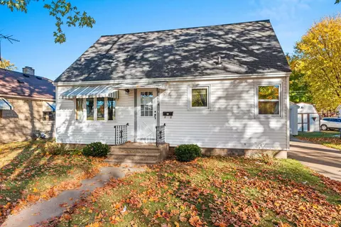 908 S Lutz St, Shawano, WI 54166