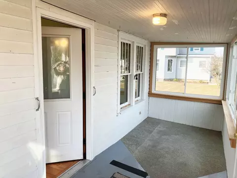 271 Mill St, Algoma, WI 54201 photo 3