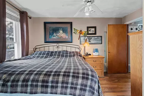 Bedroom - 1733 N Superior St, Appleton, WI 54911 photo 5 of 5