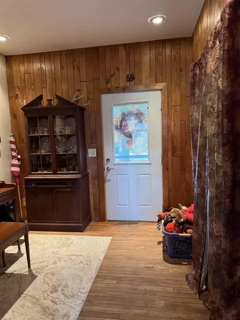 w2535 County Road East, Cecil, WI 54111 photo 8