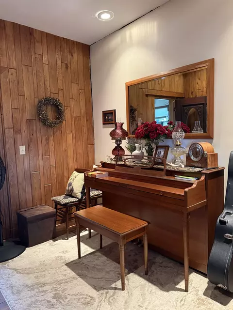 w2535 County Road East, Cecil, WI 54111 photo 10