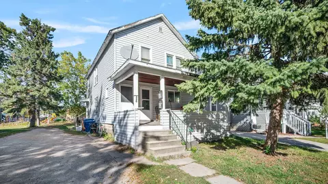 520 1st St, Menasha, WI 54952