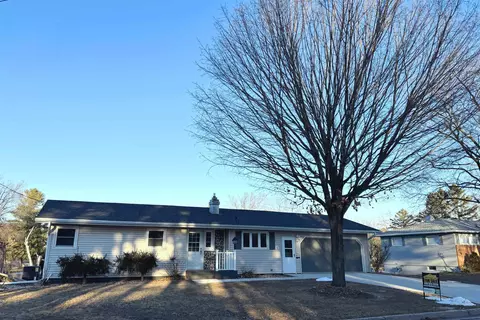 122 Rohrer St, Clintonville, WI 54929
