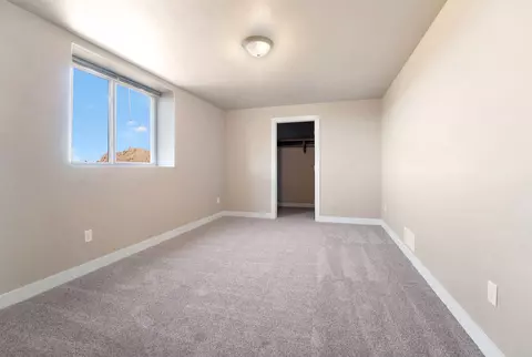 Bedroom - 5771 N Yosemite Ln, Appleton, WI 54913 photo 6 of 9