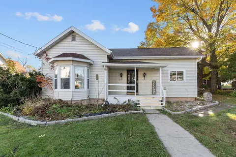 224 S Mill St, Hortonville, WI 54944