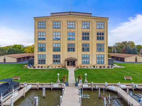 1545 Arboretum Dr #309, Oshkosh, WI 54901
