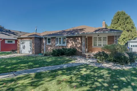 848 E Frances St, Appleton, WI 54911 photo 2