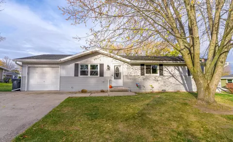 335 Mary St, Brillion, WI 54110