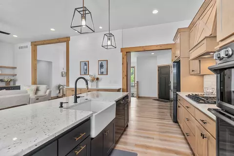 Kitchen - 15 Red Clover Ln, Wrightstown, WI 54180 photo 3 of 4