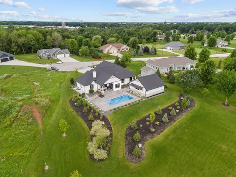 View/Area - 15 Red Clover Ln, Wrightstown, WI 54180 photo 3 of 7