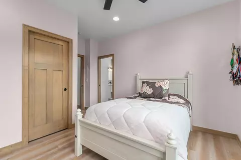 Bedroom - 15 Red Clover Ln, Wrightstown, WI 54180 photo 5 of 6