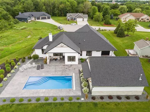 View/Area - 15 Red Clover Ln, Wrightstown, WI 54180 photo 4 of 7