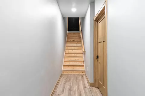 Entry Way - 15 Red Clover Ln, Wrightstown, WI 54180 photo 5 of 6