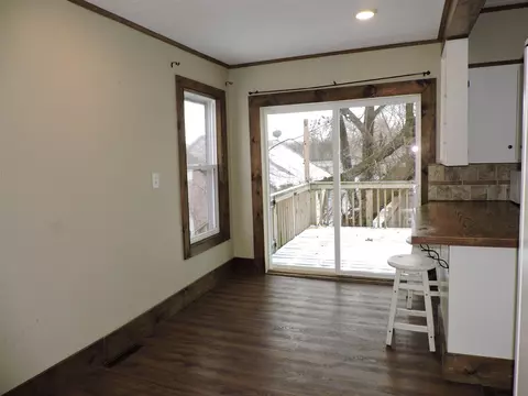 525 W 4th St, Appleton, WI 54911 photo 5