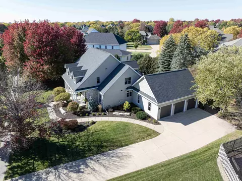 View/Area - 700 E Crossing Meadows Ln, Appleton, WI 54913 photo 1 of 6