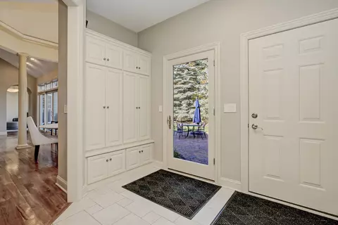 Entry Way - 700 E Crossing Meadows Ln, Appleton, WI 54913 photo 3 of 5