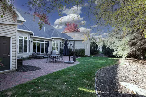 Exterior - 700 E Crossing Meadows Ln, Appleton, WI 54913 photo 7 of 10