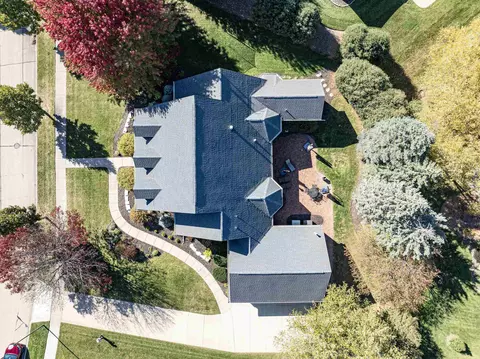 View/Area - 700 E Crossing Meadows Ln, Appleton, WI 54913 photo 3 of 6